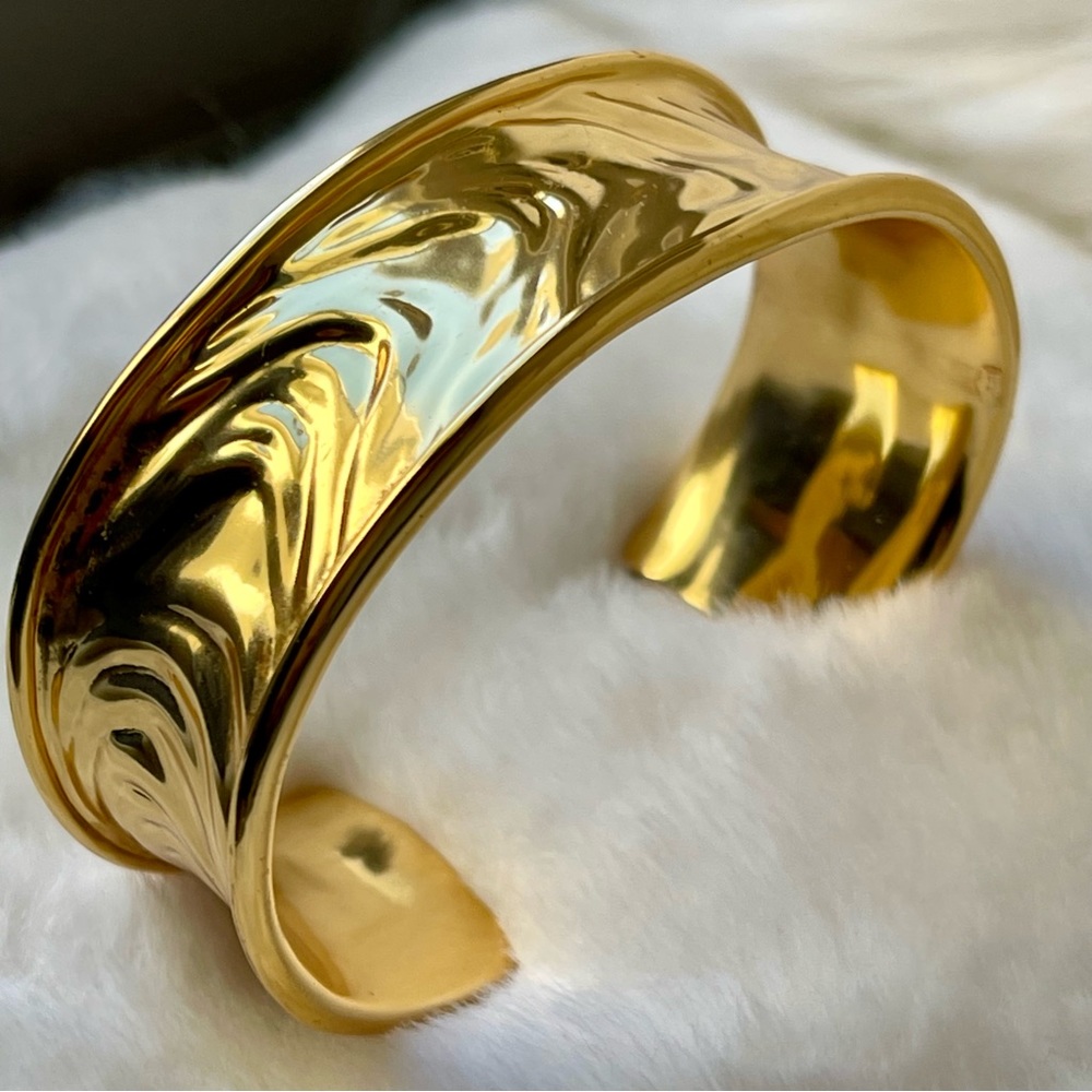 J. CREW | Gold-Plated Sculptural Magma Cuff Bracelet 3" Diameter 1" Width